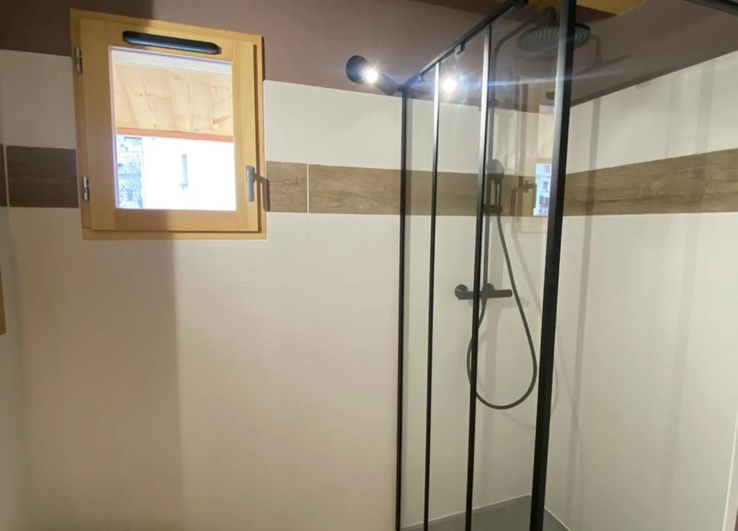 Chalet Yeti 8 Personnes Location De Ski Offerte 생샤프리