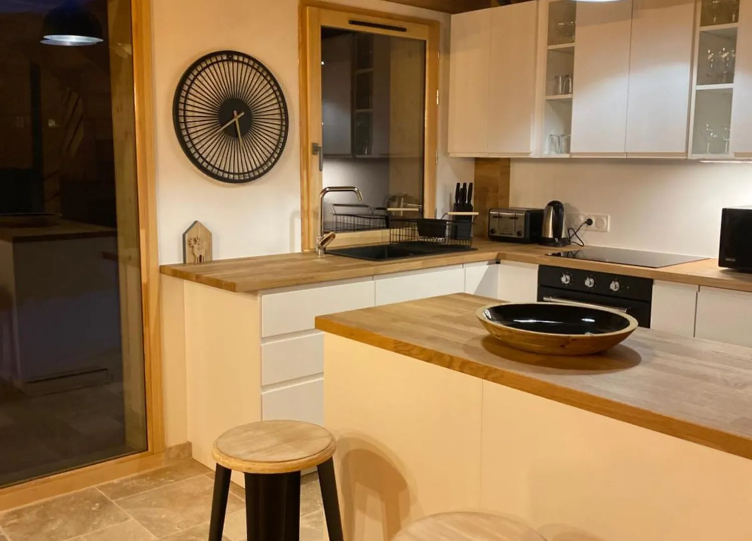 Chalet Yeti 8 Personnes Location De Ski Offerte 생샤프리